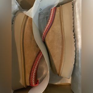 UGG Chestnut Tazz Tasman Platform Slippers NWT